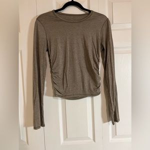 Lululemon, Size 4, Olive Green